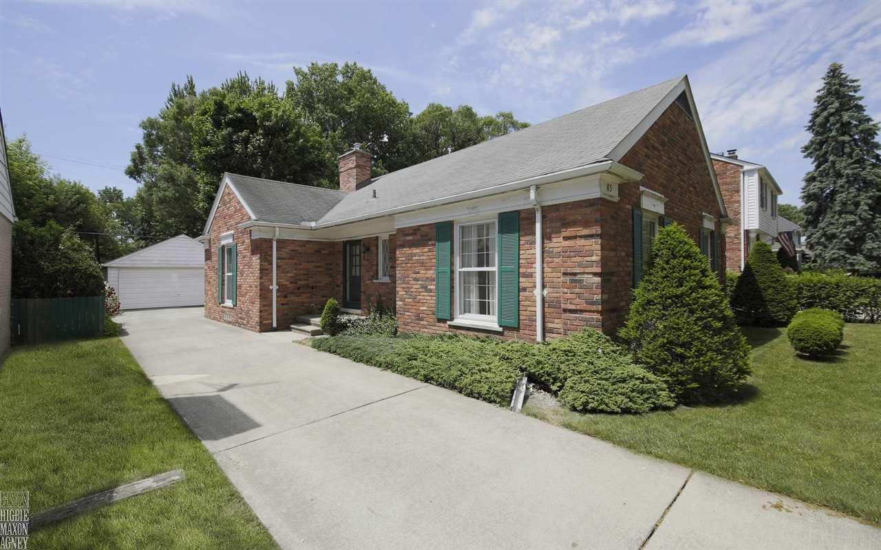 85 Vernier Road Grosse Pointe, MI 48236 - Photo 1 of 31
