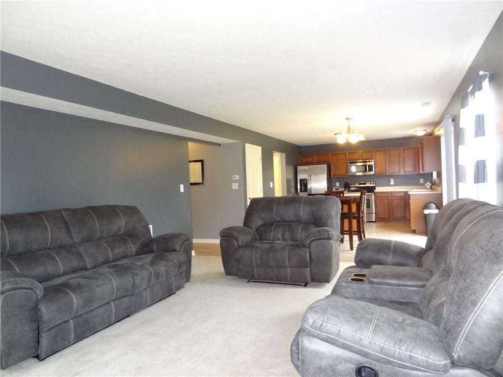 546 Reed Court Greenfield, IN 46140 - Photo 12 of 32 Gallery Image 12