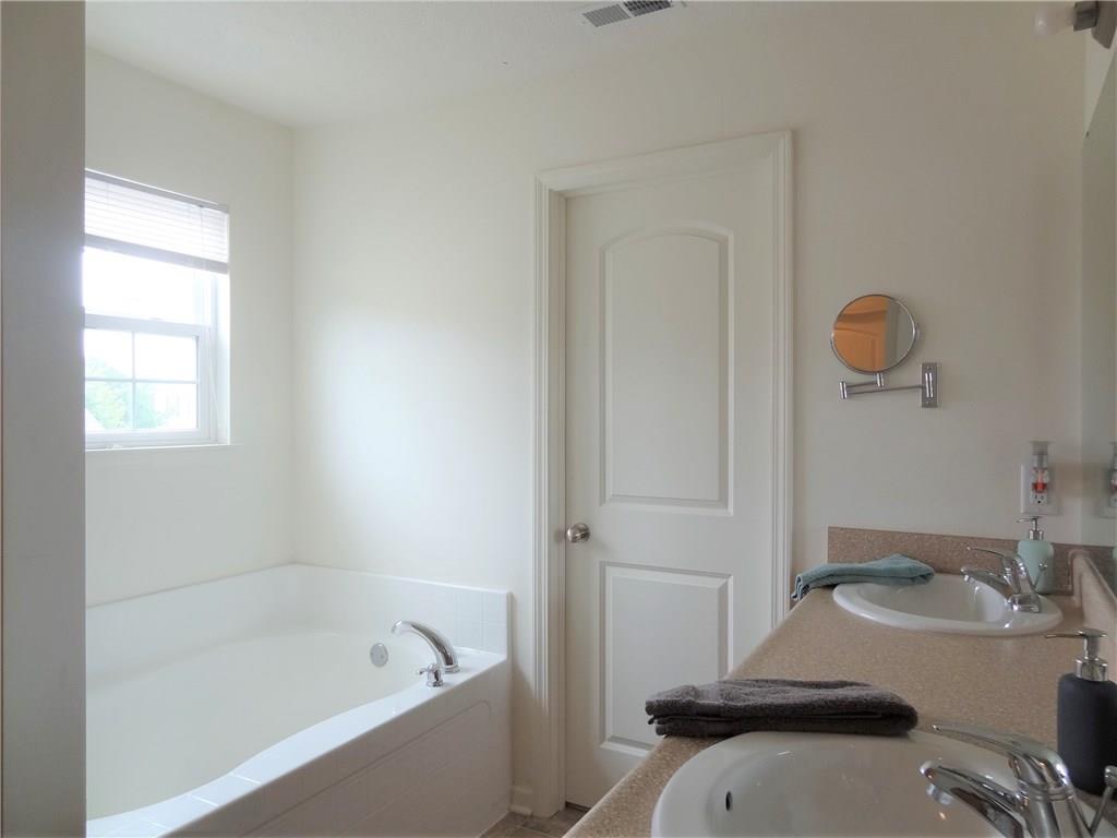 546 Reed Court Greenfield, IN 46140 - Photo 17 of 32 Gallery Image 17