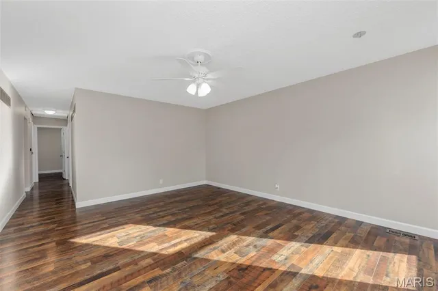 $278,000 | 1814 Springhill Drive, O'Fallon, MO 63366