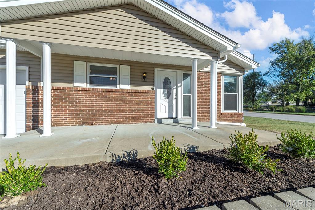 1814 Springhill Drive O'Fallon, MO 63366 - Photo 6 of 31