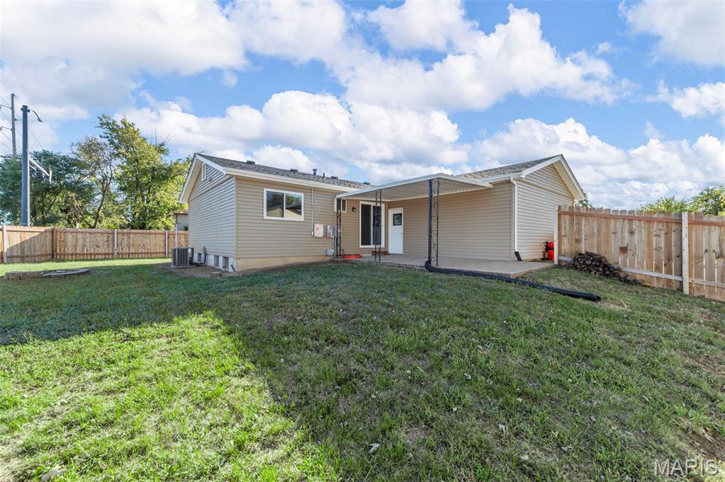 1814 Springhill Drive O'Fallon, MO 63366 - Photo 8 of 31