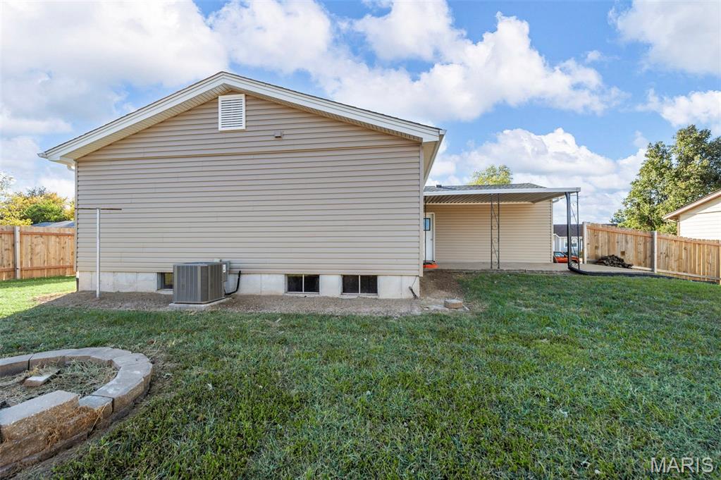 1814 Springhill Drive O'Fallon, MO 63366 - Photo 9 of 31