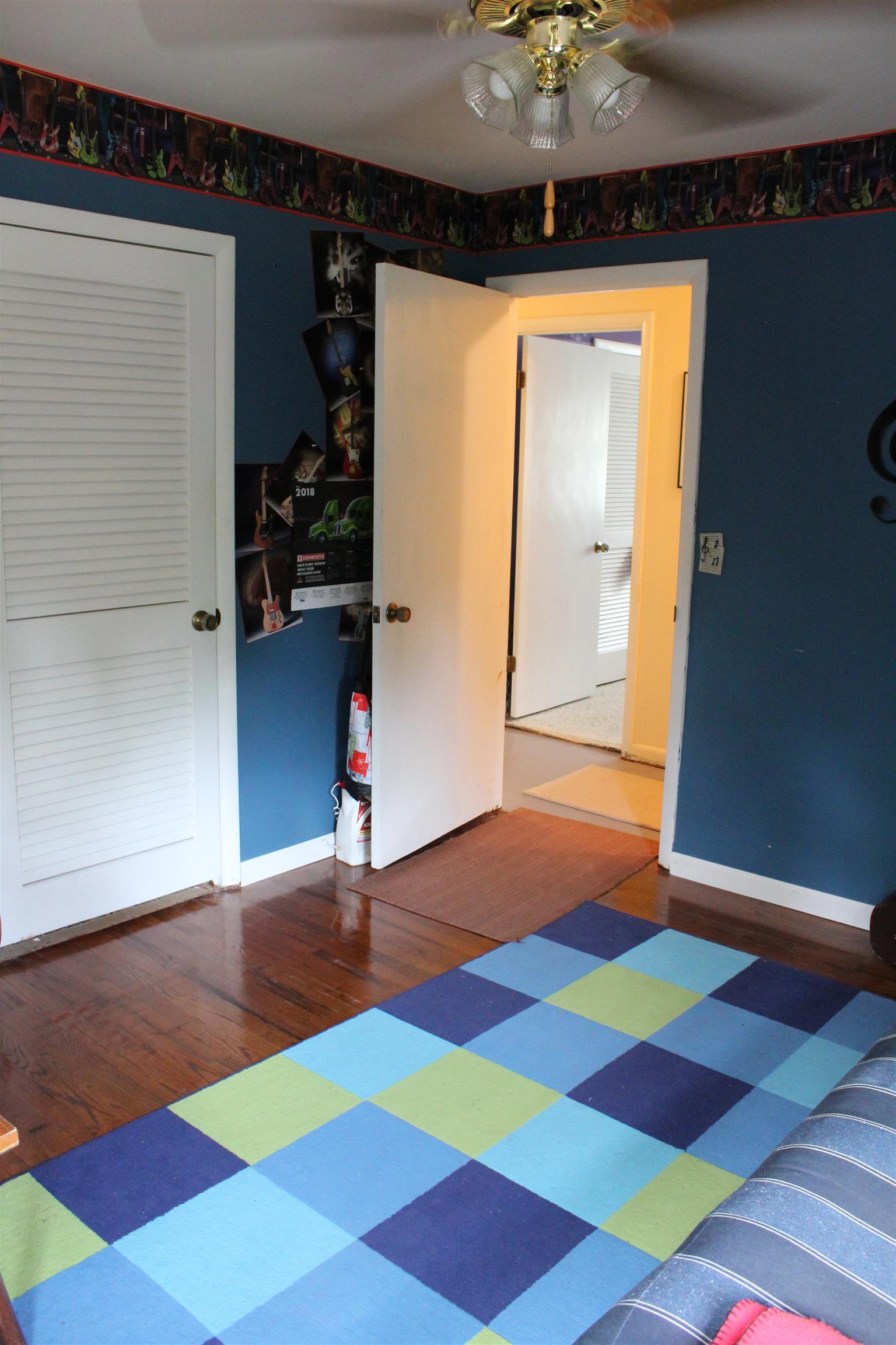 286 South Hood Road Lawrenceburg, TN 38464 - Photo 17 of 29 office/bedroom
