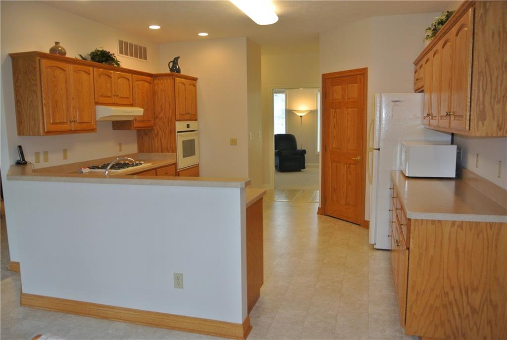 879 Deerfield Road Anderson, IN 46012 - Photo 3 of 24