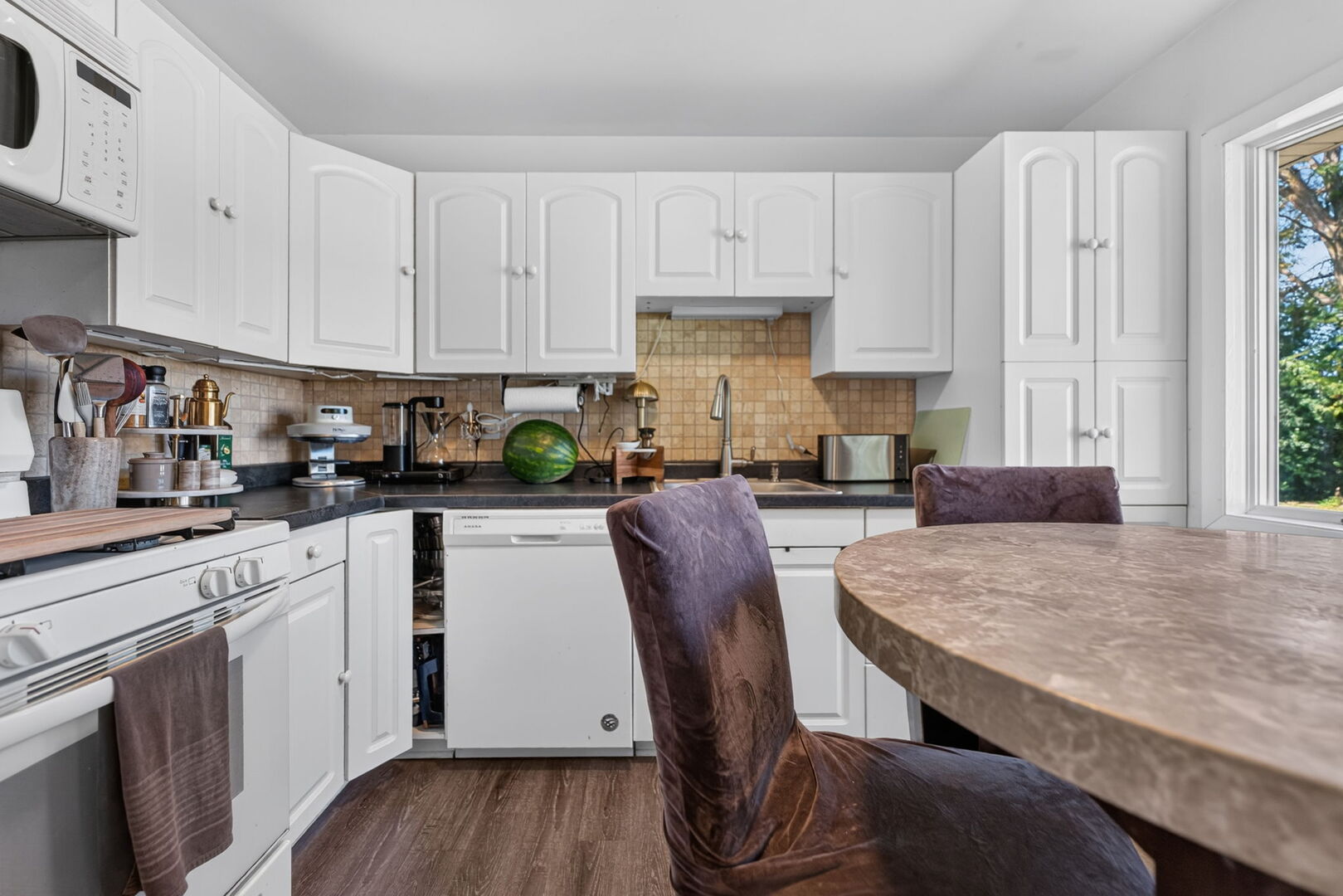 2302 Highway 12 Spring Grove, IL 60081 - Photo 7 of 40 Gallery Image 7