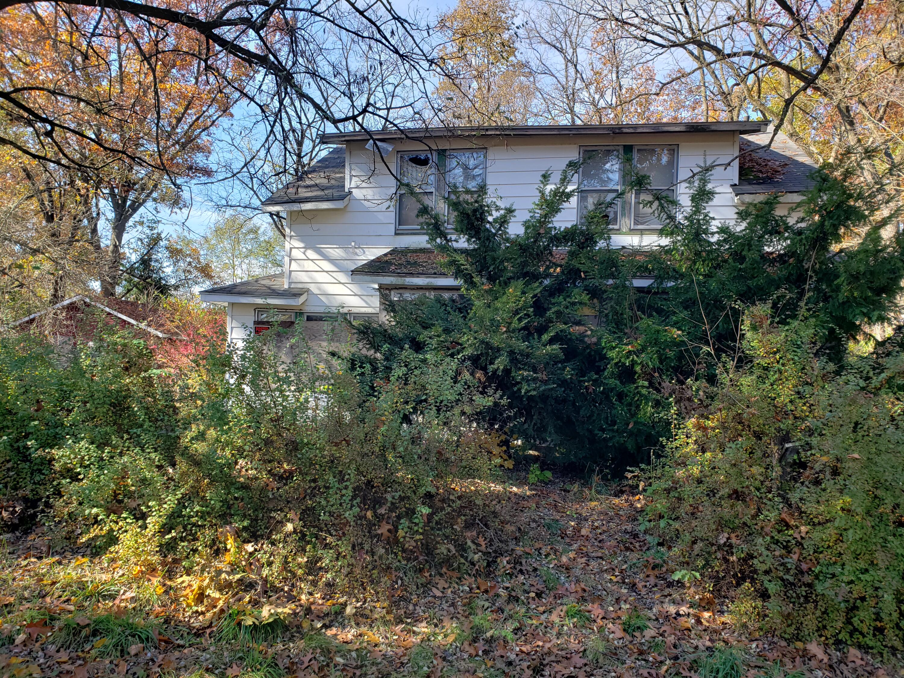 112 Jefferson St - Front of home (East