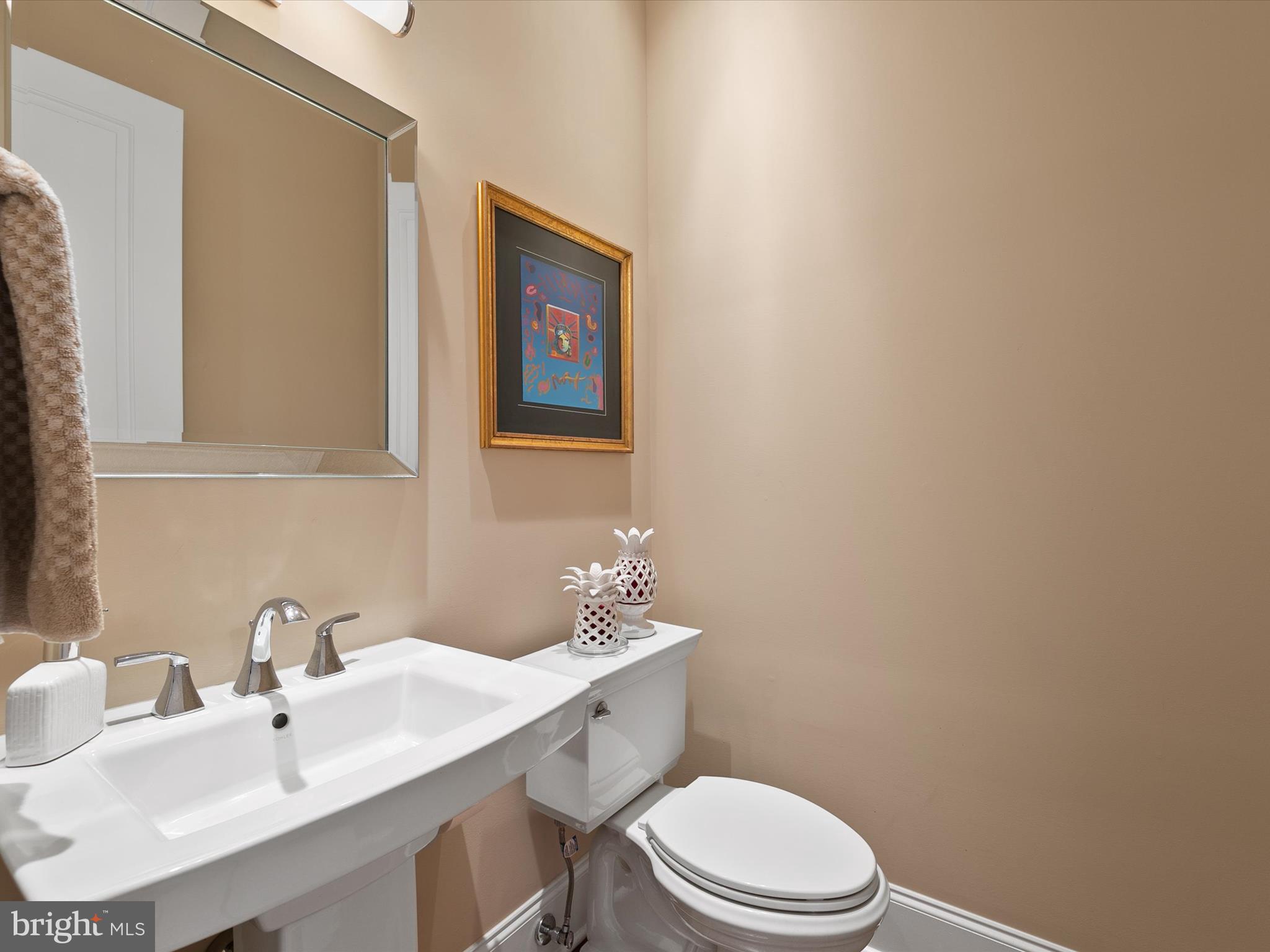 14 White Oak Road Rehoboth Beach, DE 19971 - Photo 20 of 63 Main level powder room privately down by office