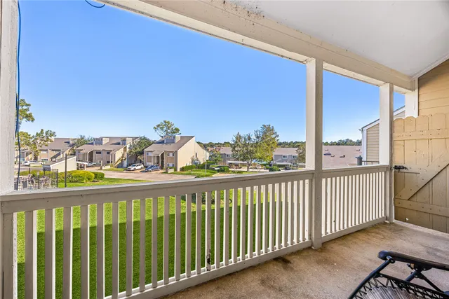 $230,000 | 108 April Point Drive South, Montgomery, TX 77356