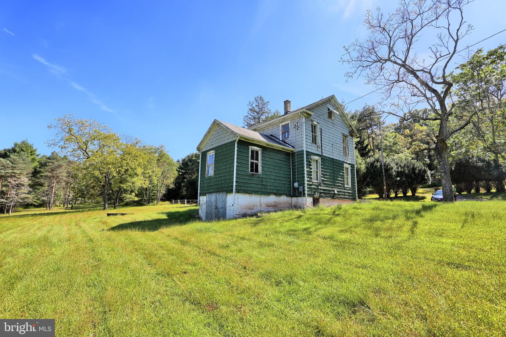 4144 Back Road Halifax, PA 17032 - Photo 7 of 24