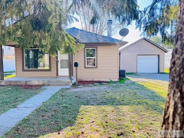 $229,500 | 1070 South Shilling Avenue, Blackfoot, ID 83221