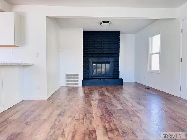 $229,500 | 1070 South Shilling Avenue, Blackfoot, ID 83221