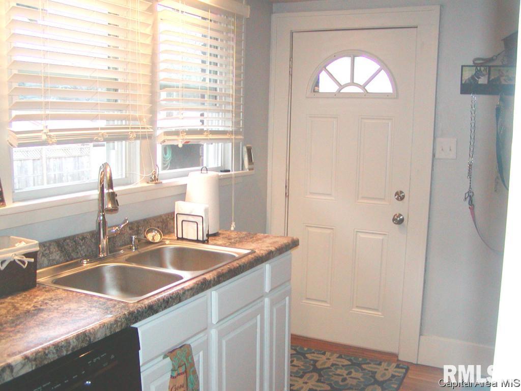 708 West Vine Street Springfield, IL 62704 - Photo 8 of 19