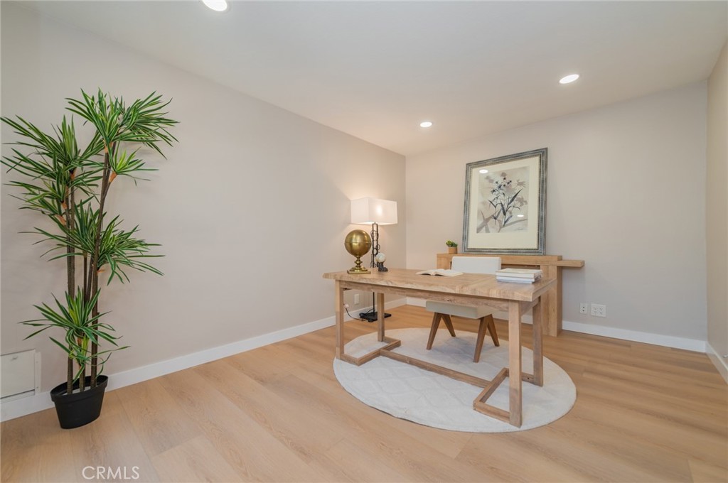 15 Rippling Streme Irvine, CA 92603 - Photo 33 of 50
