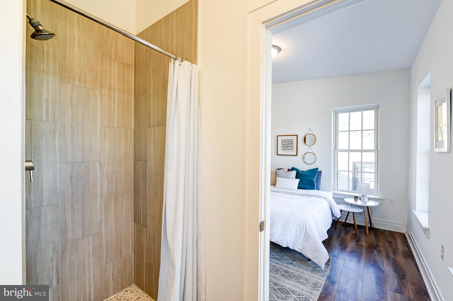 1101 S Street Northwest Washington, DC 20009 - Photo 21 of 48 En-Suite Master Bath