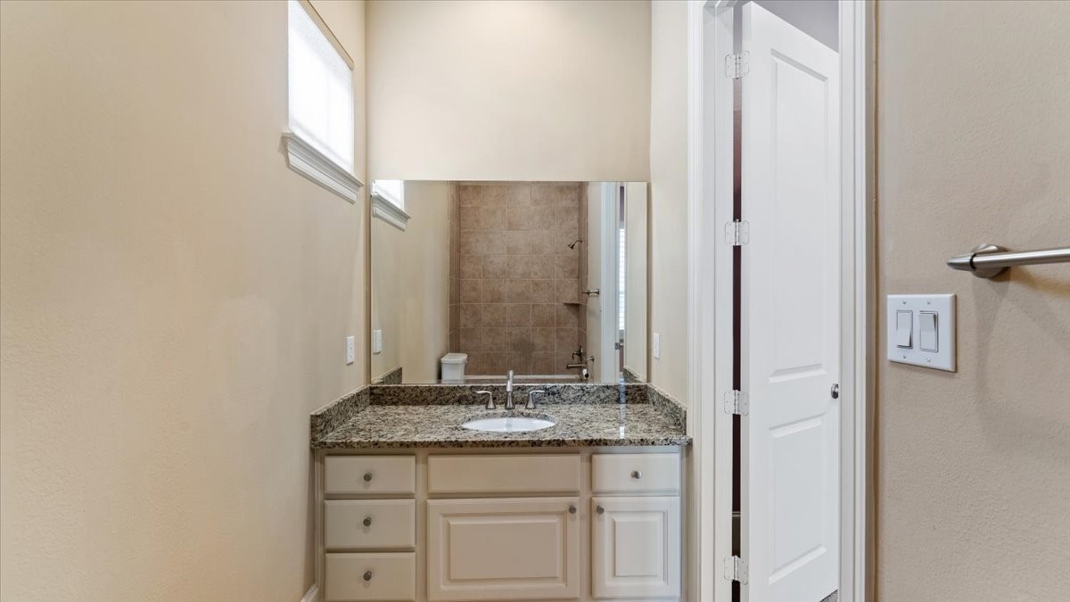 931 West 23rd Street, Unit I Houston, TX 77008 - Photo 30 of 48