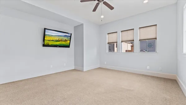 $3,300 | 931 West 23rd Street, Unit I, Houston, TX 77008