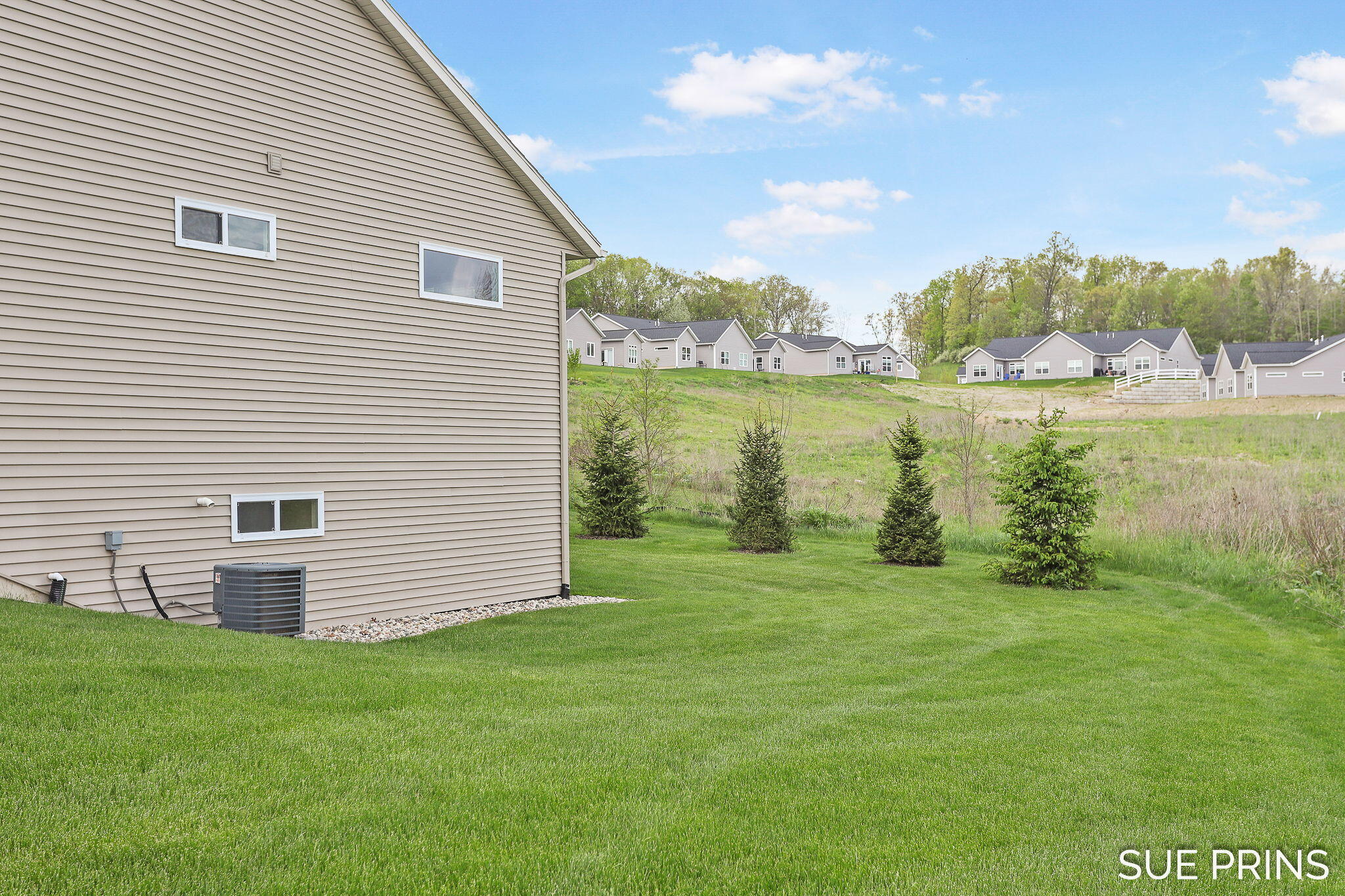 1549 Ctr Hl Road, Unit 37 Lowell, MI 49331 - Photo 4 of 37 5-web-or-mls-1549-ctr-hl-rd