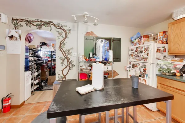 $945,000 | 5333 West Foster Avenue, Chicago, IL 60630