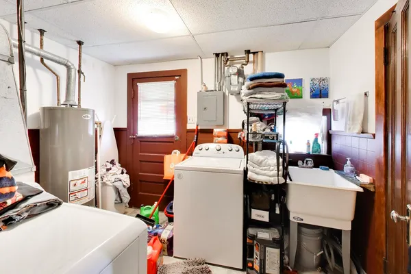 $945,000 | 5333 West Foster Avenue, Chicago, IL 60630