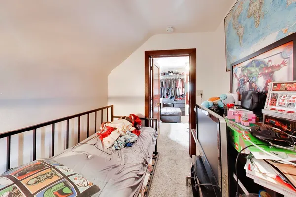 $945,000 | 5333 West Foster Avenue, Chicago, IL 60630