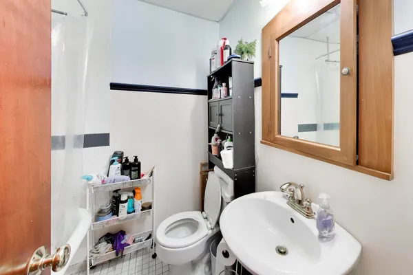 $945,000 | 5333 West Foster Avenue, Chicago, IL 60630