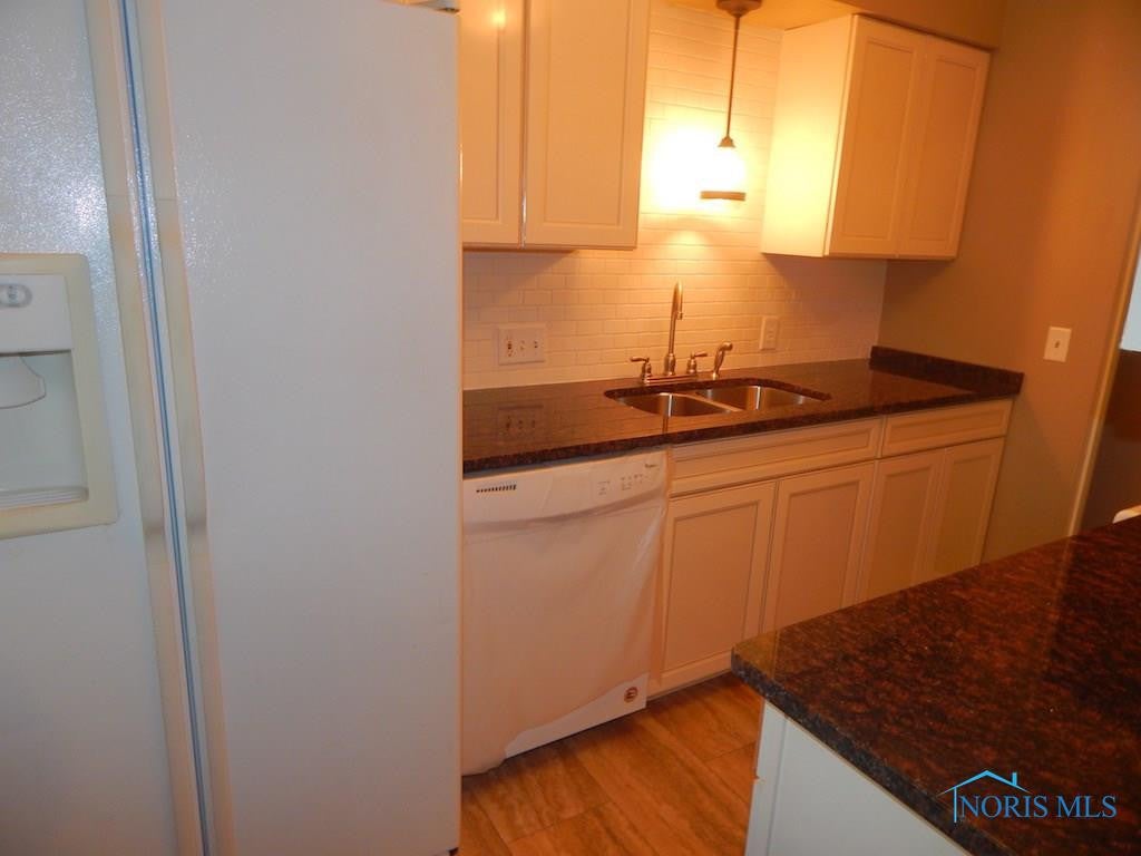 1325 Corbin Road Toledo, OH 43612 - Photo 6 of 21 Photo 6