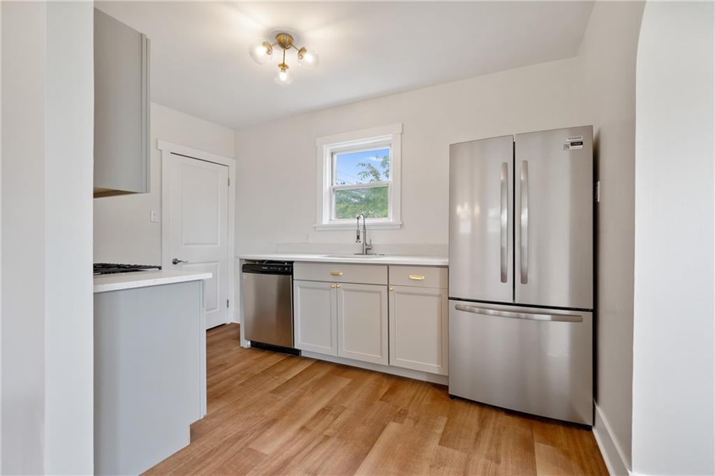 123 Bascom Avenue Pittsburgh, PA 15214 - Photo 12 of 32