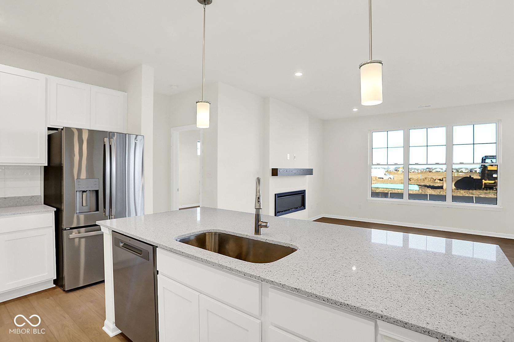 19773 Highclere Lane Sheridan, IN 46069 - Photo 6 of 44