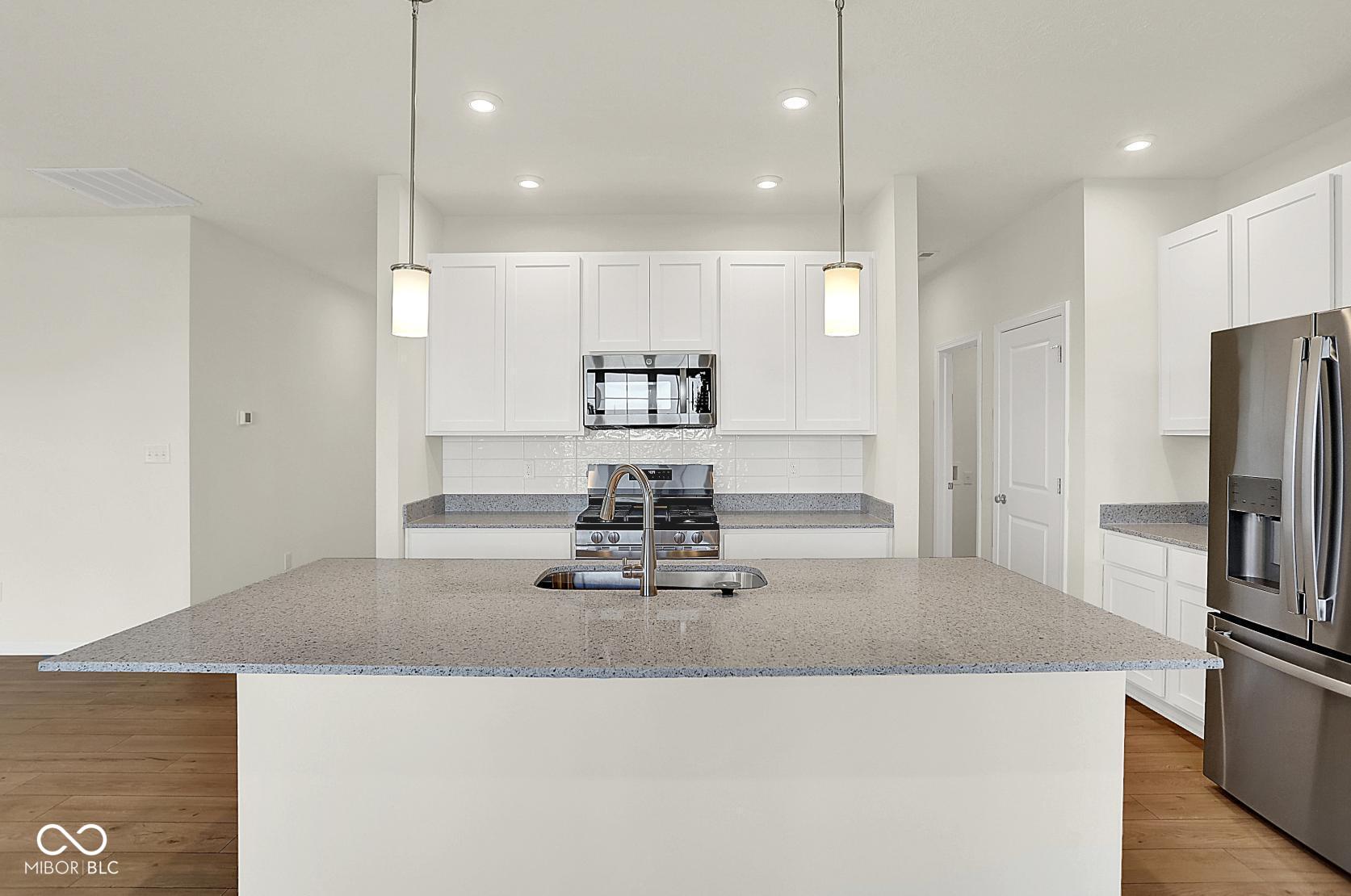 19773 Highclere Lane Sheridan, IN 46069 - Photo 9 of 44