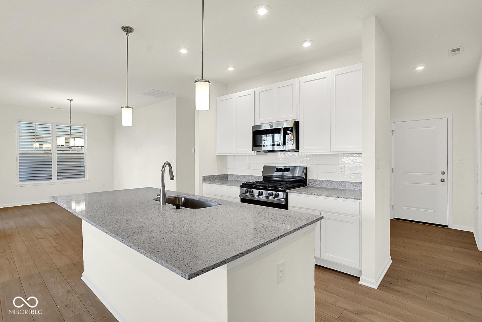 19773 Highclere Lane Sheridan, IN 46069 - Photo 10 of 44