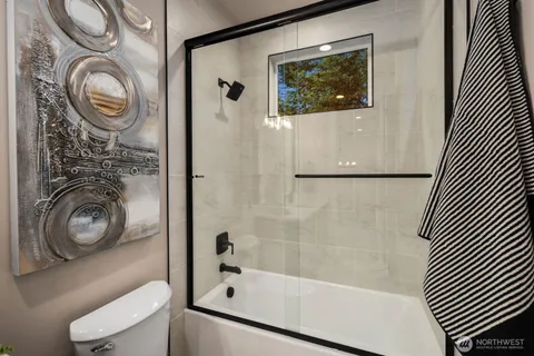 $1,599,950 | 5010 114th Avenue Northeast, Kirkland, WA 98033