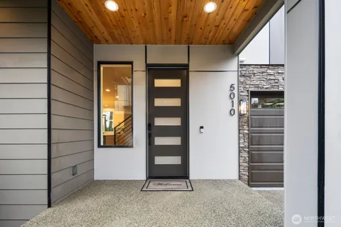 $1,599,950 | 5010 114th Avenue Northeast, Kirkland, WA 98033