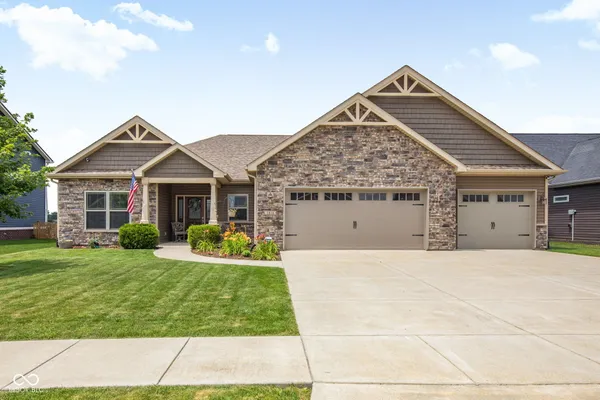 $440,000 | 2818 Larkspur Drive, Lebanon, IN 46052
