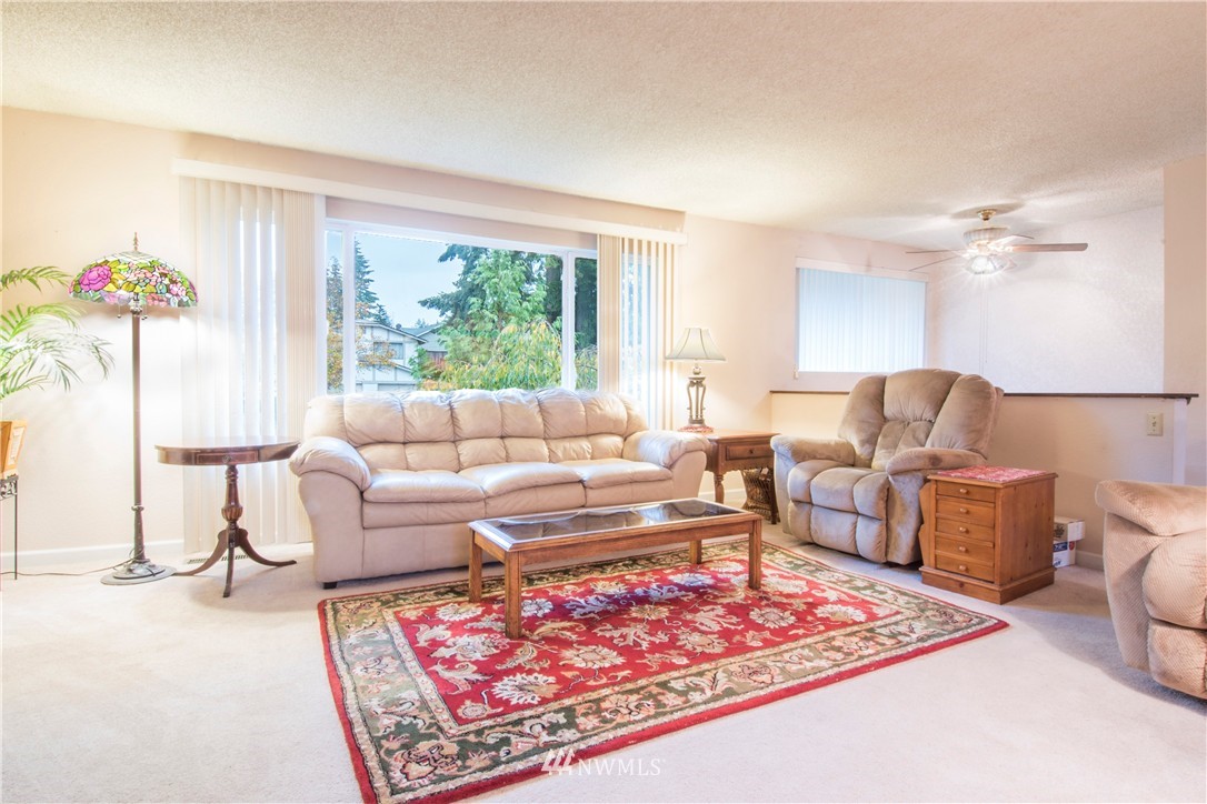 17412 Palomino Drive Bothell, WA 98012 - Photo 7 of 19