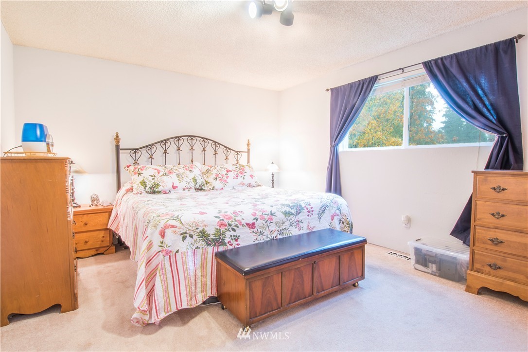 17412 Palomino Drive Bothell, WA 98012 - Photo 8 of 19