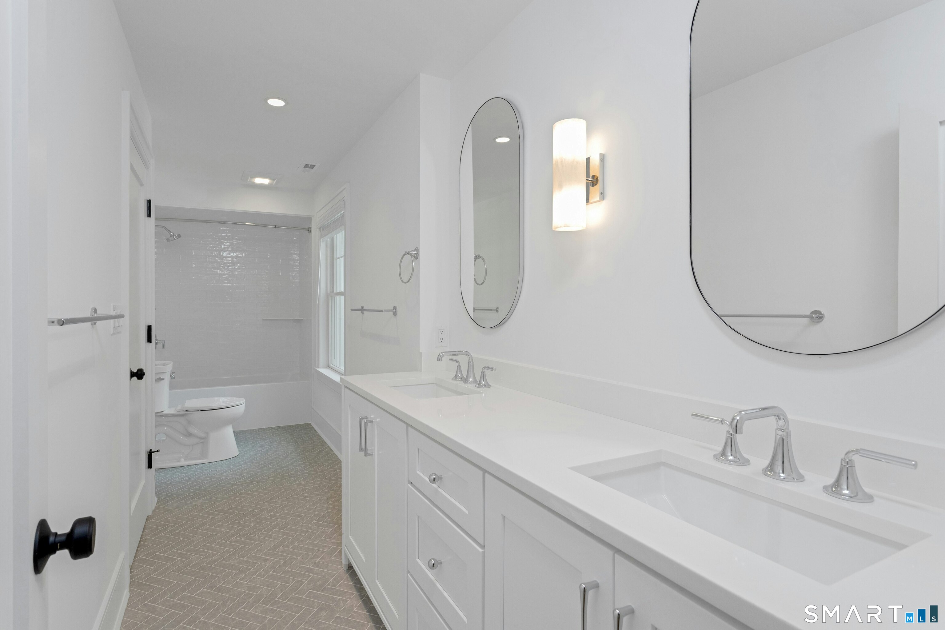 18 Old Stamford Road New Canaan, CT 06840 - Photo 16 of 29