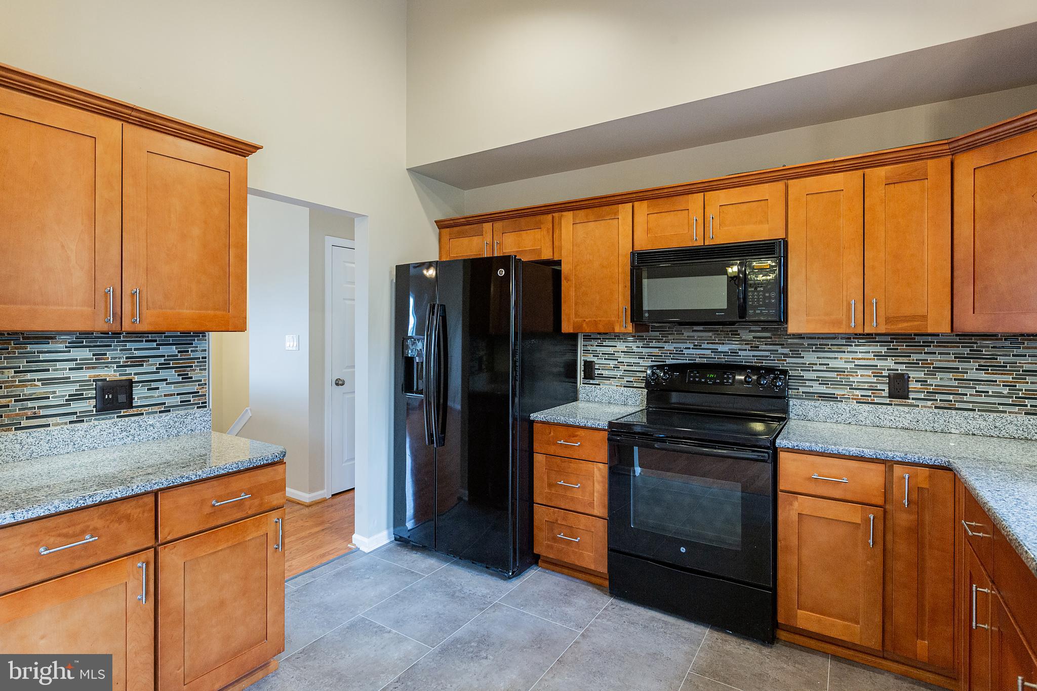 2072 Sheaffer Road Elizabethtown, PA 17022 - Photo 18 of 85