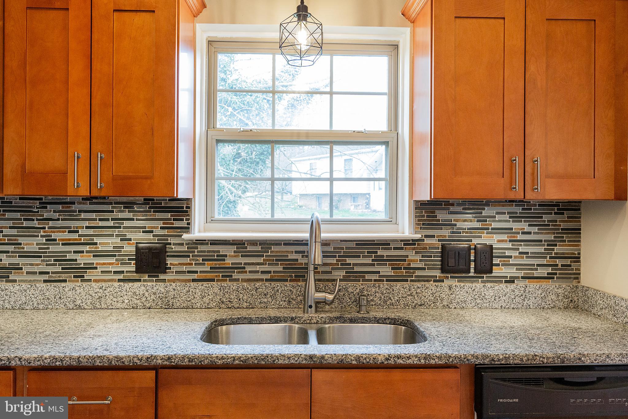 2072 Sheaffer Road Elizabethtown, PA 17022 - Photo 23 of 85
