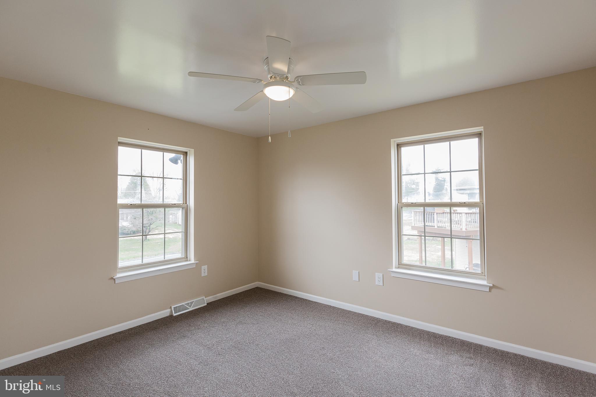 2072 Sheaffer Road Elizabethtown, PA 17022 - Photo 32 of 85