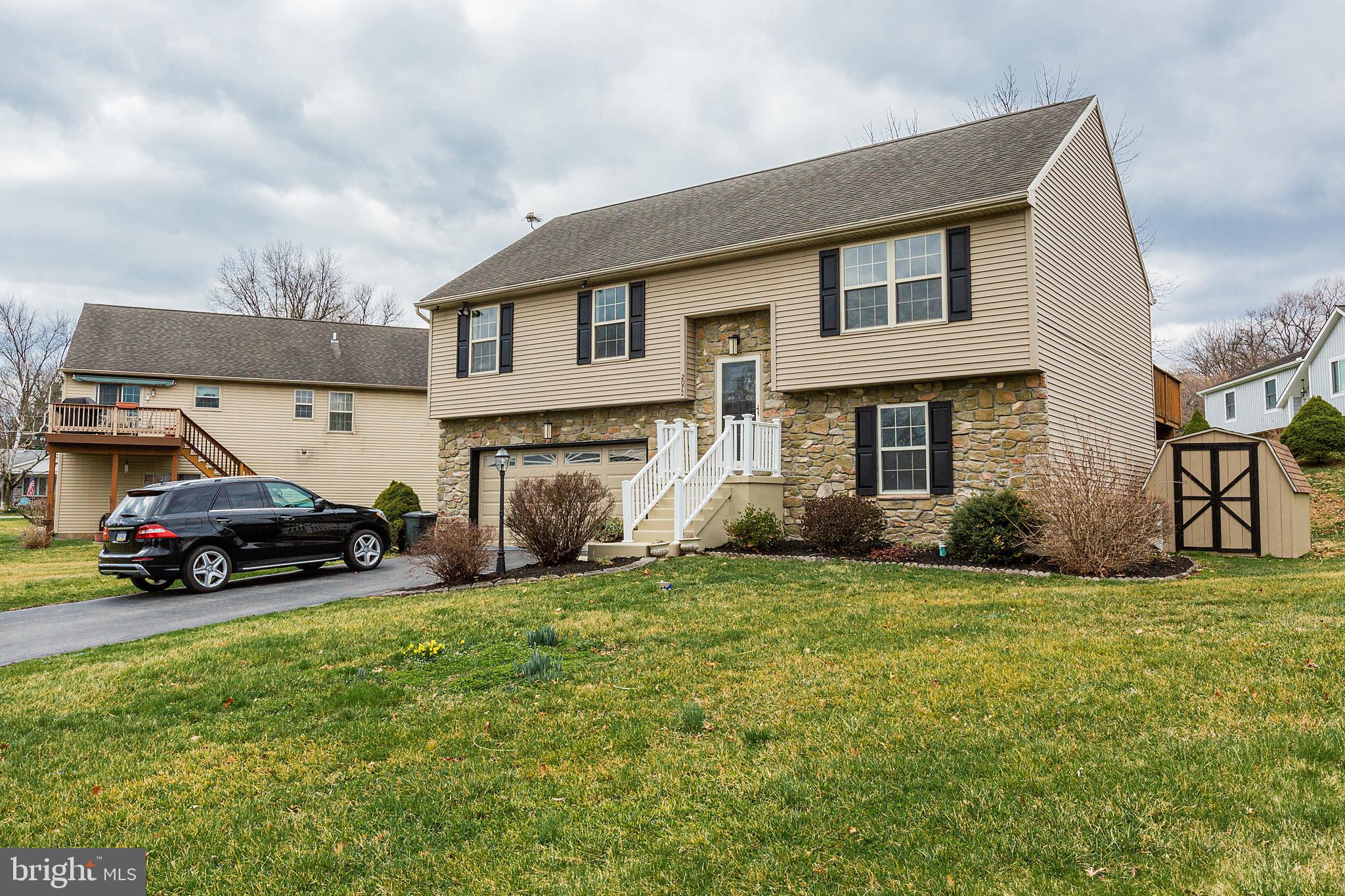 2072 Sheaffer Road Elizabethtown, PA 17022 - Photo 4 of 85
