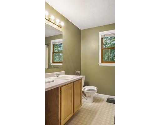 22 Porter Street Shirley, MA 01464 - Photo 18 of 22