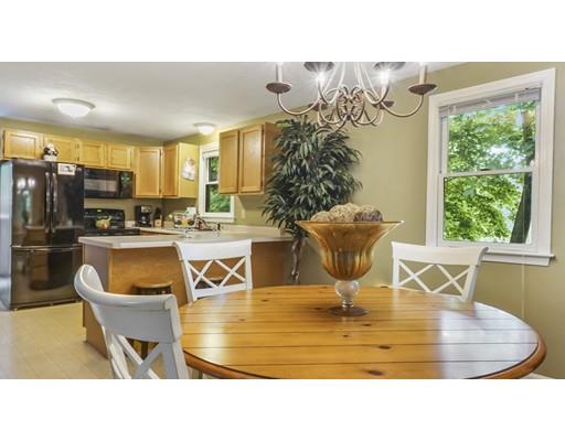 22 Porter Street Shirley, MA 01464 - Photo 4 of 22