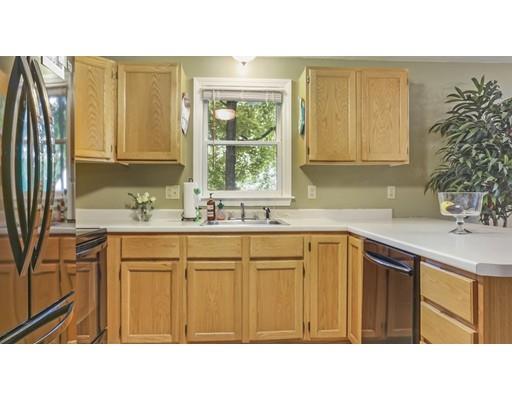 22 Porter Street Shirley, MA 01464 - Photo 8 of 22
