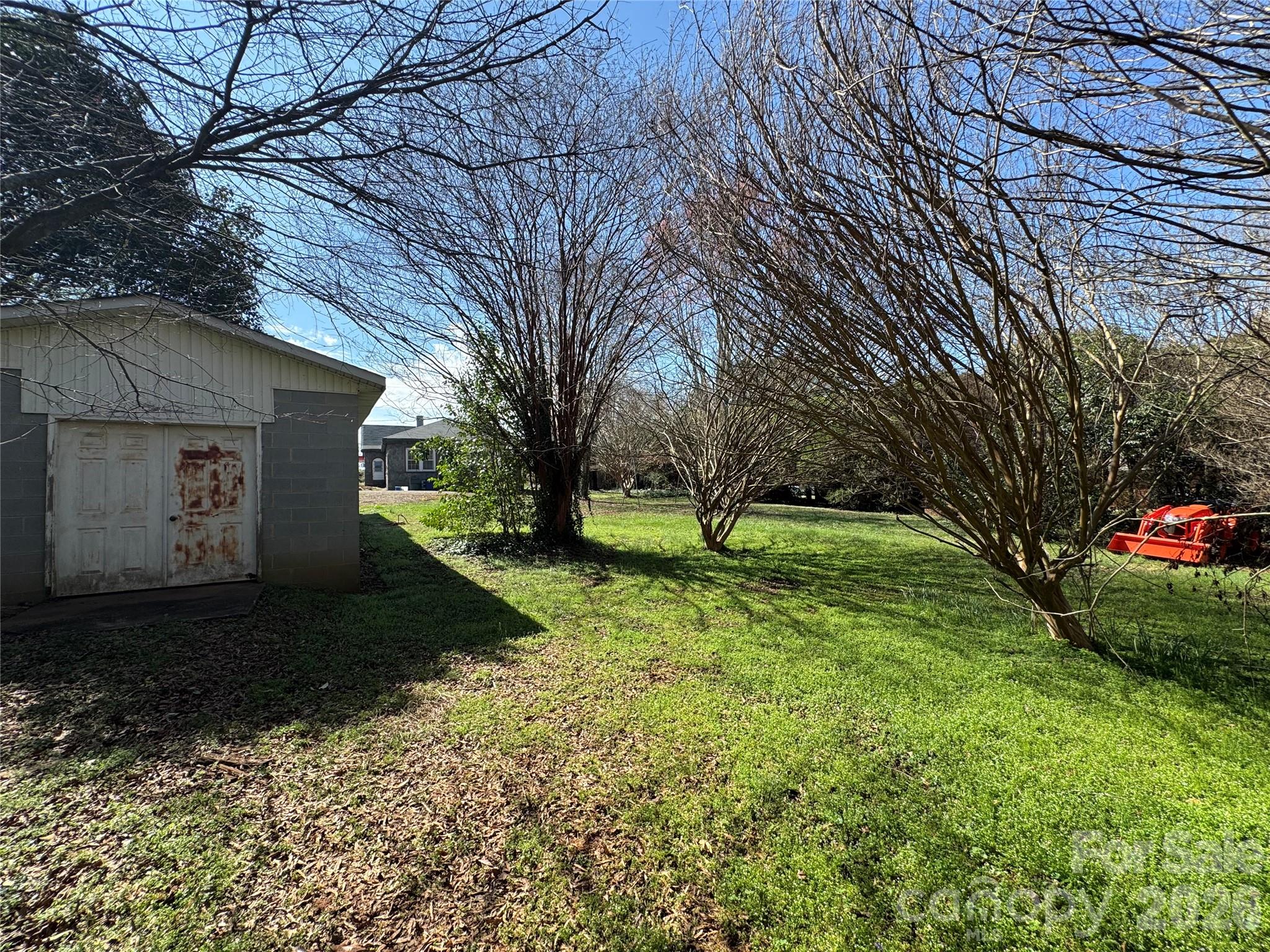 905 Conover Boulevard East Conover, NC 28613 - Photo 36 of 39 a view of a house with a yard