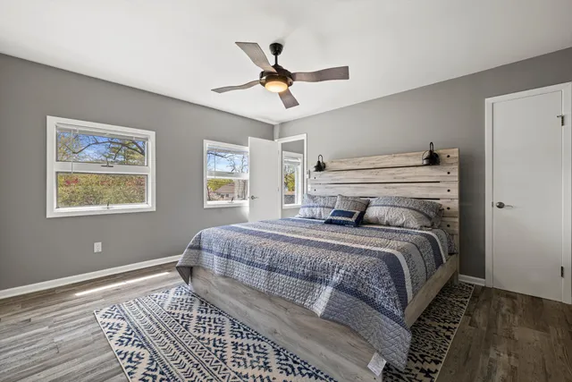 $2,300 | 930 Henry Street, Lake Geneva, WI 53147