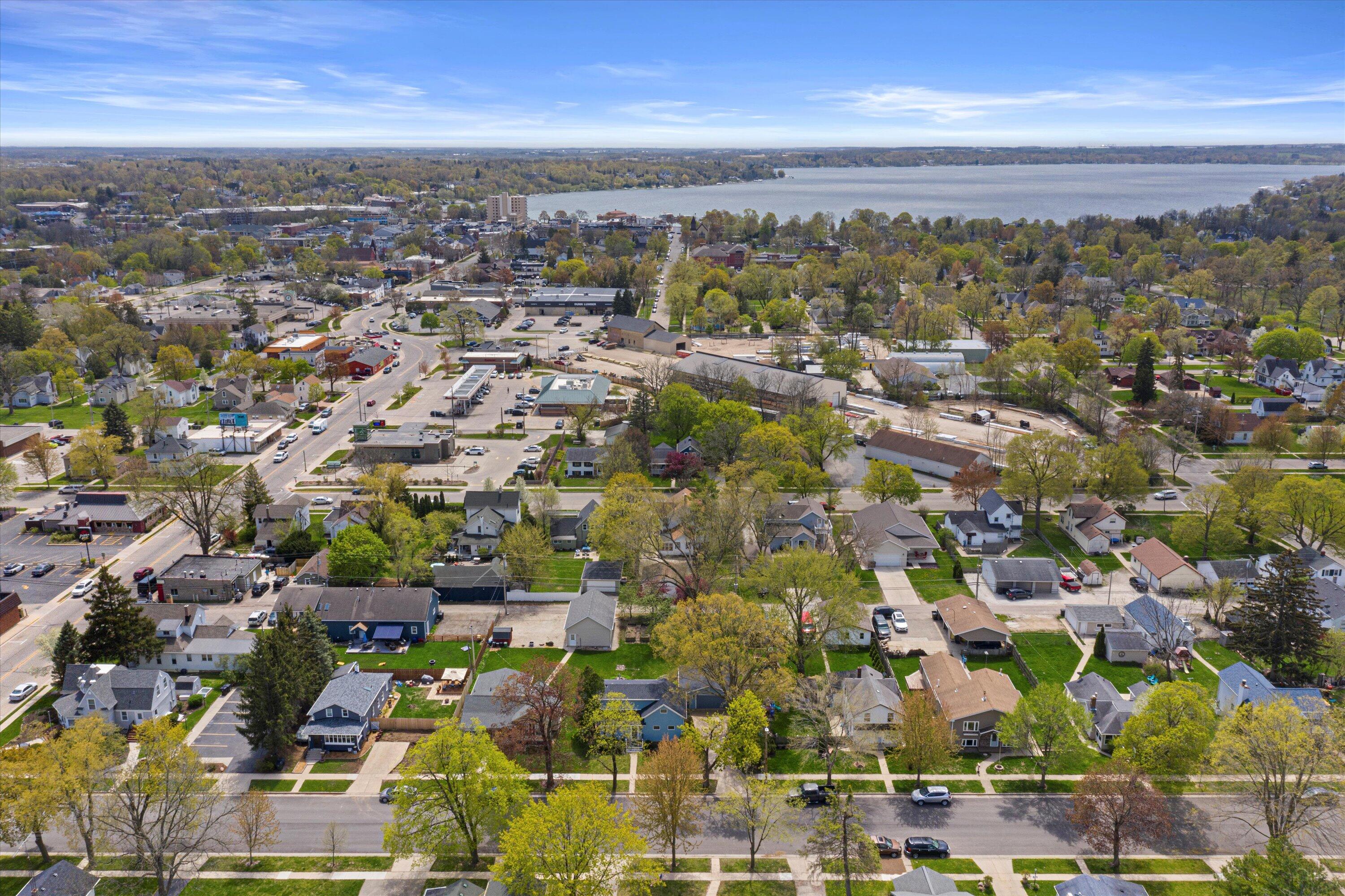 930 Henry Street Lake Geneva, WI 53147 - Photo 3 of 19 05-DJI_0073
