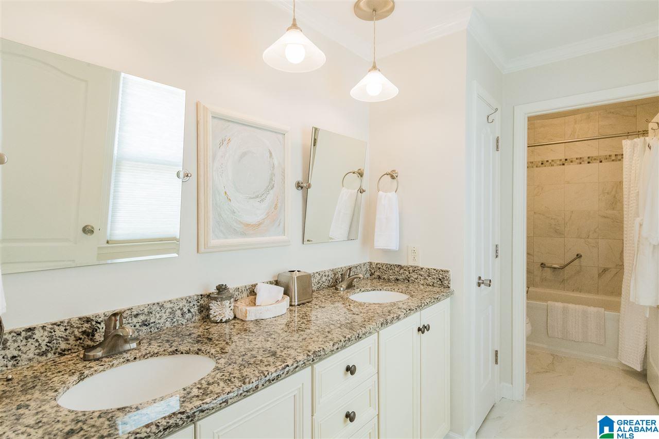 1722 Saulter Road Birmingham, AL 35209 - Photo 22 of 43