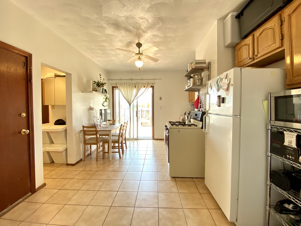 18 Cottage Street, Unit 3 Boston, MA 02128 - Photo 2 of 12