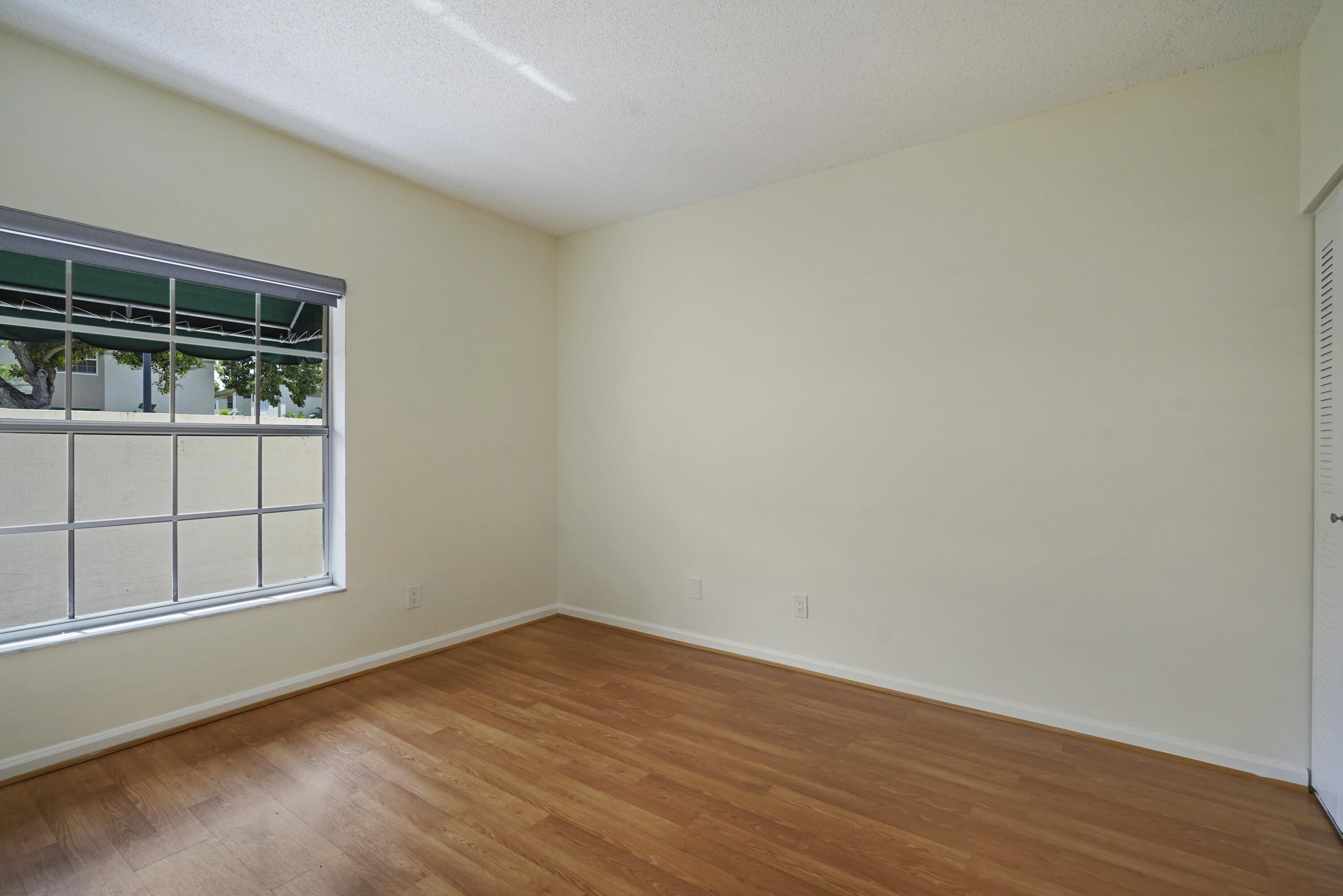 6513 Via Regina, Unit 6513 Boca Raton, FL 33433 - Photo 28 of 30 DSC01048